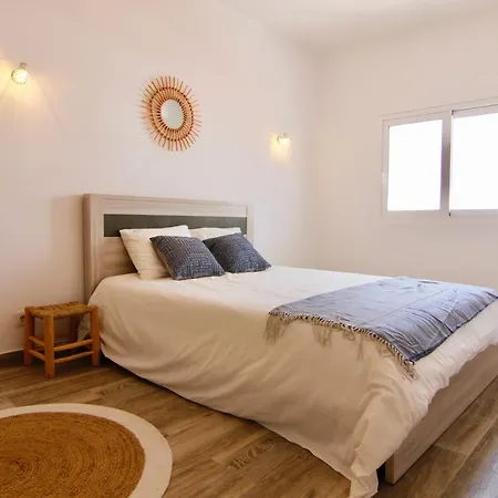 Lovelystay - Luminous 3bdr In Lagoa Appartement
